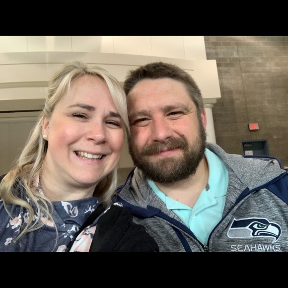 Meet your Posher, Manuela - Picture 1 of 1